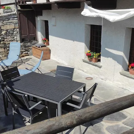 Casa Vacanze: Maison Des Gnomes 3* Challand-Saint-Anselme