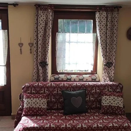 Casa Vacanze: Maison Des Gnomes Aparthotel 3*