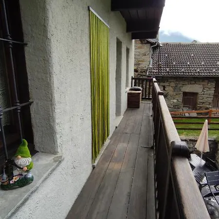 Casa Vacanze: Maison Des Gnomes Apartahotel