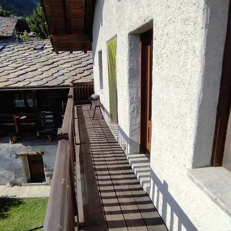 Casa Vacanze: Maison Des Gnomes Challand-Saint-Anselme