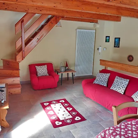 Casa Vacanze: Maison Des Gnomes Challand-Saint-Anselme