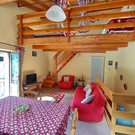 Casa Vacanze: Maison Des Gnomes Aparthotel