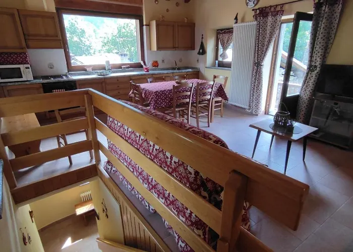 Casa Vacanze: Maison Des Gnomes מלון דירות