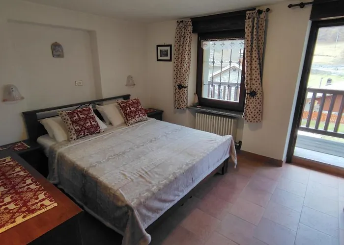 Casa Vacanze: Maison Des Gnomes מלון דירות Challand-Saint-Anselme