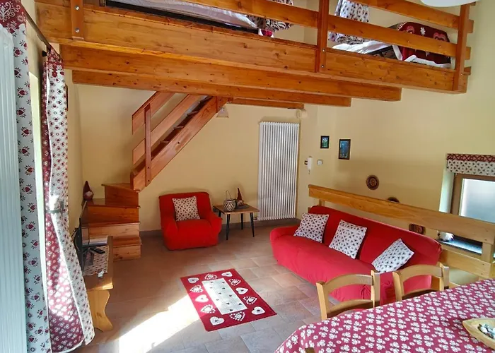 Casa Vacanze: Maison Des Gnomes מלון דירות